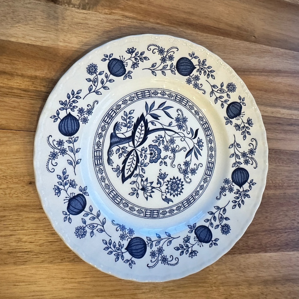 Vintage Blue Heritage by Wedgwood BLUE ONION Dinner Plate 10"
